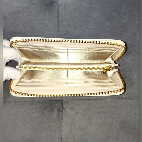 BURBERRY BLUE LABEL NOVA CHECK &  LEATHER BEIGE & WHITE ZIP AROUND LONG WALLET - Picture 15 of 17